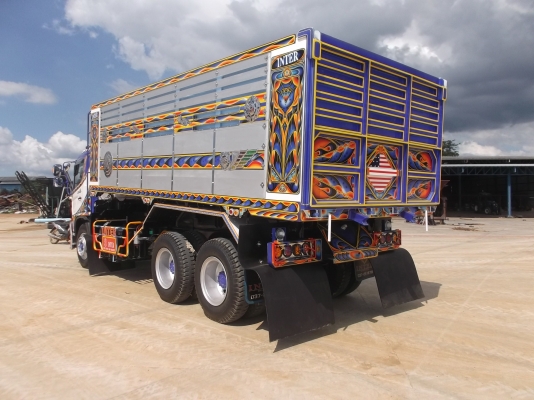 อู่อินเตอร์ สระแก้ว รับต่อกระบะและทำสี รถ 10 ล้อ 6 ล้อ สนใจติดต่อได้ที่ 081-9832626(เฮียโชค)