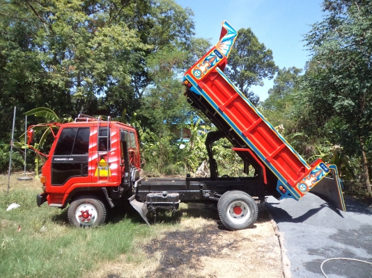 ขายถูกๆๆ445000บาท รถอีซูซุร็อก6ล้อดั้ม195แรง ทิฟฟี่ เพาเวอร์ สภาพสวยพร้อมใช้ เอกสารอินวอย