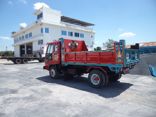 ขายถูกๆๆ445000บาท รถอีซูซุร็อก6ล้อดั้ม195แรง ทิฟฟี่ เพาเวอร์ สภาพสวยพร้อมใช้ เอกสารอินวอย