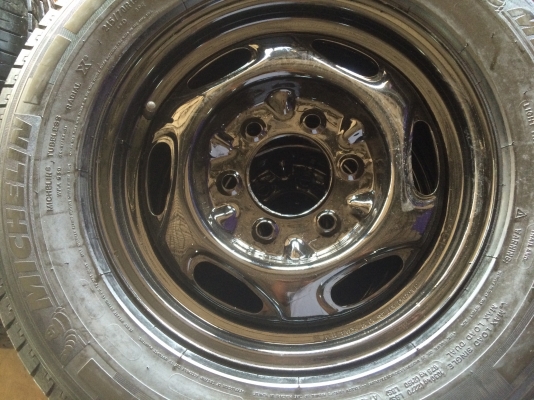 ขายกะทะปิกอัพขอบรถ15-6รูพร้อมยางเปอร์เซ็นสภาพดี