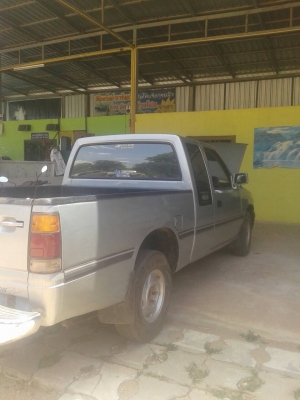 ขายครับ 138000  ปิ๊คอัพอิซุหน้าหนูปี96  SLX2500