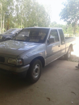 ขายครับ 138000  ปิ๊คอัพอิซุหน้าหนูปี96  SLX2500