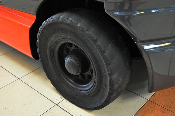 ขายรถโฟล์คลิฟท์มือสอง TOYOTA รุ่น 6FG15 ราคา 195,000 บาท นำเข้าจากประเทศญี่ปุ่น 100\% ไม่เคยใช้งานในไทย ขายรถโฟล์คลิฟท์มือสอง TOYOTA รุ่น 6FG15 ราคา 195,000 บาท นำเข้าจากประเทศญี่ปุ่น 100\% ไม่เคยใช้งานในไทย