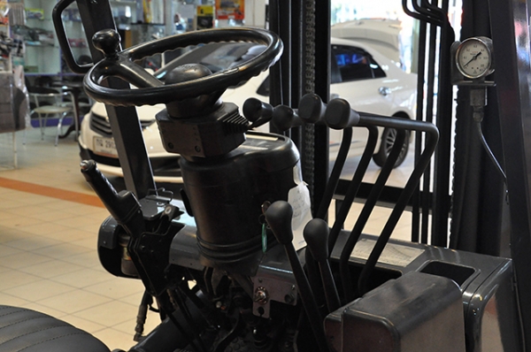 ขายรถโฟล์คลิฟท์มือสอง TOYOTA รุ่น 6FG15 ราคา 195,000 บาท นำเข้าจากประเทศญี่ปุ่น 100\% ไม่เคยใช้งานในไทย ขายรถโฟล์คลิฟท์มือสอง TOYOTA รุ่น 6FG15 ราคา 195,000 บาท นำเข้าจากประเทศญี่ปุ่น 100\% ไม่เคยใช้งานในไทย