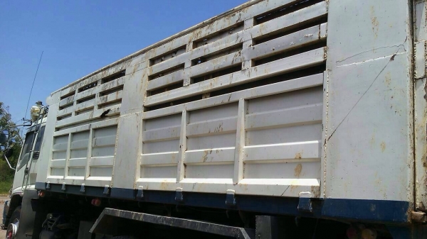 ขายรถบรรทุกสิบล้อดัมพ์ Hino sumo 227 หัวสิงไฮเทค วางเครื่อง EM100-220 แรง 2 เพลา ลงเล่มแล้ว ทะเบียนพร้อม ขายรถบรรทุกสิบล้อดัมพ์ Hino sumo 227 หัวสิงไฮเทค วางเครื่อง EM100-220 แรง 2 เพลา ลงเล่มแล้ว ทะเบียนพร้อม