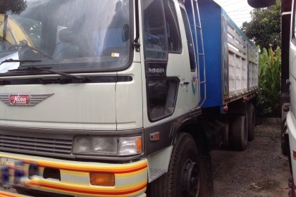 ขายรถบรรทุกสิบล้อดัมพ์ Hino sumo 227 หัวสิงไฮเทค วางเครื่อง EM100-220 แรง 2 เพลา ลงเล่มแล้ว ทะเบียนพร้อม ขายรถบรรทุกสิบล้อดัมพ์ Hino sumo 227 หัวสิงไฮเทค วางเครื่อง EM100-220 แรง 2 เพลา ลงเล่มแล้ว ทะเบียนพร้อม