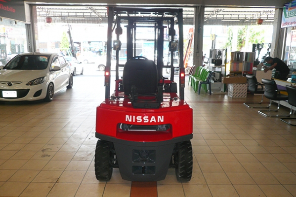 ขายรถโฟล์คลิฟท์มือสอง NISSAN รุ่น PJ02 ราคา 175,000 บาทนำเข้าจากประเทศญี่ปุ่น 100\% ไม่เคยใช้งานในประเทศไทย