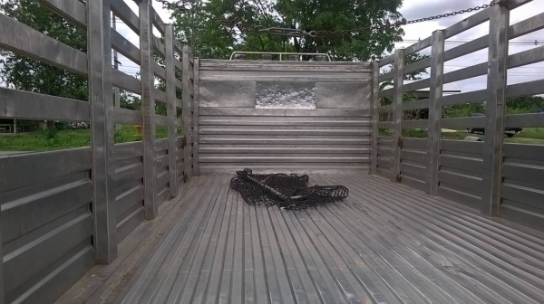 ขาย428000 6ล้อFC2W  120แรง 5.5ม กระบะสแตนทั้งลูก จัดแนนท์ได้ครับ