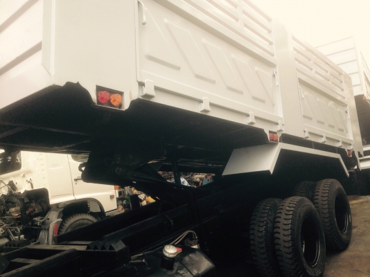 ขายรถ10ล้อดั้ม2Kแม่ลูกพร้อมใช้งาน