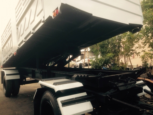 ขายรถ10ล้อดั้ม2Kแม่ลูกพร้อมใช้งาน