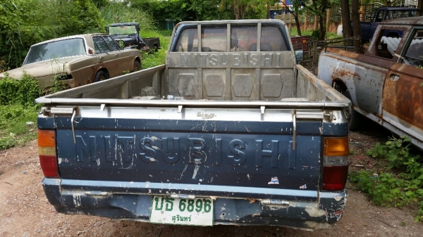 กระบะเลส มิตซู l200 ทะเบียนขาดไม่ถึงปี พร้อมโอน ขับกลับ ขาย 52,000