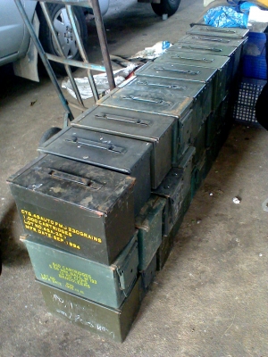 กล่องใส่เครื่องมือสภาพสวยๆครับดังเดิมครับกันน้ำได้ครับเป็นกล่องกระสุนครับไว้ใส่เครื่องมือช่างครับราคานี้น่าเก็บครับ กล่องใส่เครื่องมือสภาพสวยๆครับดังเดิมครับกันน้ำได้ครับเป็นกล่องกระสุนครับไว้ใส่เครื่องมือช่างครับราคานี้น่าเก็บครับ