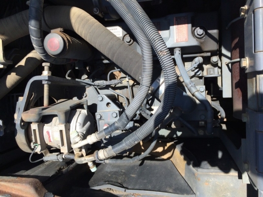 ถึงไทยแล้วครับ PC138US-2E1-6825-YR2006-5772 ชม. จากญี่ปุ่น ขายไม่แพงครับ