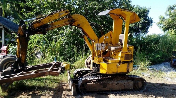 ขายถูก kubota pc 25 สภาพดี พร้อมใช้งาน (ราคาต่อรองได้) ติดต่อ 081-3216287