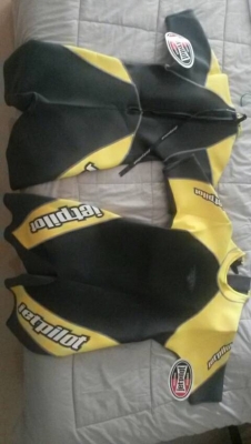 wet suit jet pilot ช่วยปรับอุณภูมิร่างกาย เวลาตกน้ำ ไม่หนาว