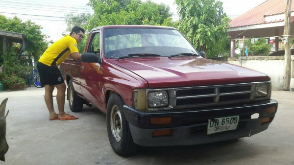 โตโยต้าฮีโร้ ขายตามสภาพ มีเล่มทะเบียน ราคา33000 โตโยต้าฮีโร้ ขายตามสภาพ มีเล่มทะเบียน ราคา33000