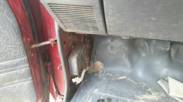 โตโยต้าฮีโร้ ขายตามสภาพ มีเล่มทะเบียน ราคา33000 โตโยต้าฮีโร้ ขายตามสภาพ มีเล่มทะเบียน ราคา33000