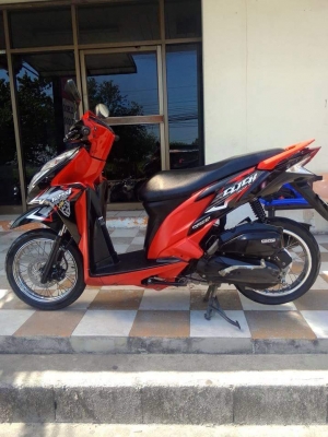 Click 125 i ปี 2556 สีดำแดง ลาย Street รถสวยวิ๊ง สวยนางฟ้ามากๆ คุ้มค่าประหยัดน้ำมัน Click 125 i ปี 2556 สีดำแดง ลาย Street รถสวยวิ๊ง สวยนางฟ้ามากๆ คุ้มค่าประหยัดน้ำมัน