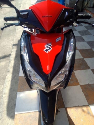 Click 125 i ปี 2556 สีดำแดง ลาย Street รถสวยวิ๊ง สวยนางฟ้ามากๆ คุ้มค่าประหยัดน้ำมัน Click 125 i ปี 2556 สีดำแดง ลาย Street รถสวยวิ๊ง สวยนางฟ้ามากๆ คุ้มค่าประหยัดน้ำมัน