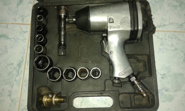 ขายบล็อคลม  4หุนสภาพดี