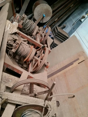 รอกสลิงดึงงานก่อสร้าง