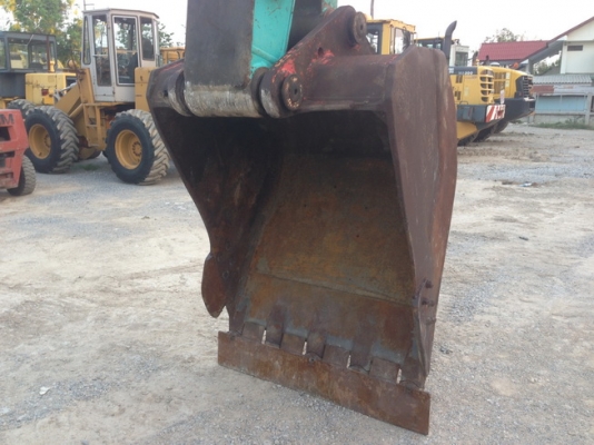 ขายด่วน แบคโฮ KOBELCO SK200-3 มาร์คไฟว์ ซุปเปอร์ เก่าญี่ปุ่นแท้
