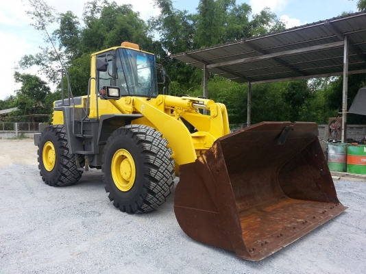 ขาย KOMATSU WA 400-3E นำเข้าจากญี่ปุ่น สภาพ 90\% ติดต่อ 090-986-2521 อ๊อบ ขาย KOMATSU WA 400-3E นำเข้าจากญี่ปุ่น สภาพ 90\% ติดต่อ 090-986-2521 อ๊อบ