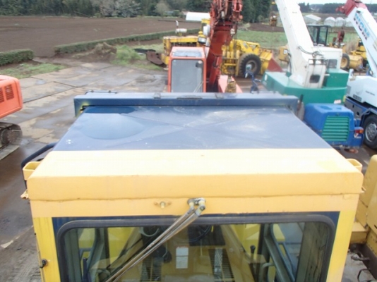 ขาย KOMATSU WA200-1 นำเข้าจากญี่ปุ่น 090-986-2521 อ๊อบ