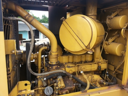 ขาย CAT 936E ซีเรียลสูง 2,700 นำเข้าจากญี่ปุ่น 090-986-2521 อ๊อบ