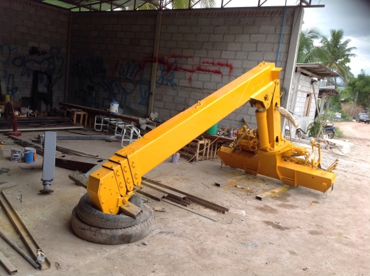 เครนติดหลังรถบรรทุกเก่านอกไม่เคยใช้ในไทย