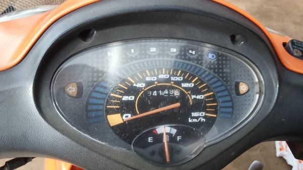 **16,000 บ.ต่อรอง/// HONDA WAVE 125R กุญแจใหญ่ **ขาย มอเตอร์ไซค์ HONDA WAVE 125 cc.พร้อมใช้ HONDA WAVE 125 R ส้มขาว กุญแจใหญ่ ปี49 เครื่องเดิมเกียร์เดิม เครื่องยนต์ 4จังกวะ125 cc.4เกียร์วน เครื่องดี แน่น แรงดี ประหยัดครับ เกียร์ดี เข้าง่าย ครบทุกเกียร์ คร **16,000 บ.ต่อรอง/// HONDA WAVE 125R กุญแจใหญ่ **ขาย มอเตอร์ไซค์ HONDA WAVE 125 cc.พร้อมใช้ HONDA WAVE 125 R ส้มขาว กุญแจใหญ่ ปี49 เครื่องเดิมเกียร์เดิม เครื่องยนต์ 4จังกวะ125 cc.4เกียร์วน เครื่องดี แน่น แรงดี ประหยัดครับ เกียร์ดี เข้าง่าย ครบทุกเกียร์ คร