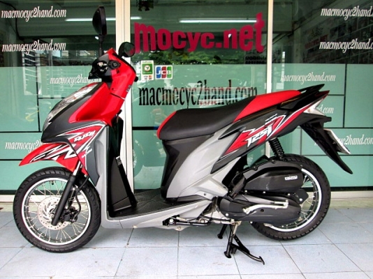 CLICK 125 i สีดำแดง combibrake รถเดือน พฤษภาคม ปี57 ไมล์ 6 พันโล แถม 3 รายการ