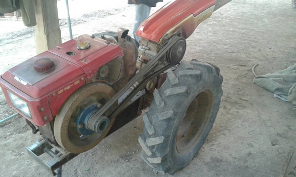 ขายเครื่องยันม้า วายเอ็ม115พร้อมสยามพรัสจะชื่อแต่เครื่องก็ได้ครับราคา23000บาทจะชื่อแต่โครงก็ได้ราคา26500บาท ล้อเหล็กใหญ่+ล้ออยาง   ราคารวม49000บาท อยู่ วังบัว คลองขลุง กำแพงเพชร     สนใจสอบุถามได้ที่081 3655997 อ๋าพร  พาเจริญ  ราคาต่อรองได้อีกนะครับ