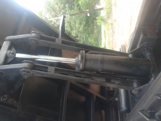 ขายด่วนรถ6ล้อKM ดั้มยกสูงเครื่องWO4Dพร้อมใช้รถสวยเบรคลมดูด ขายด่วนรถ6ล้อKM ดั้มยกสูงเครื่องWO4Dพร้อมใช้รถสวยเบรคลมดูด