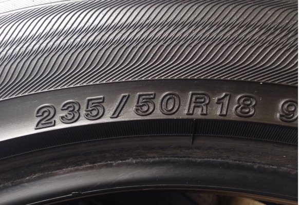 าง Yokohama Advan DB 235 50 18 ปี13 Made in Japan ดอกเต็มๆ ไม่มีปะ เอาไปใช้กันยาวๆ