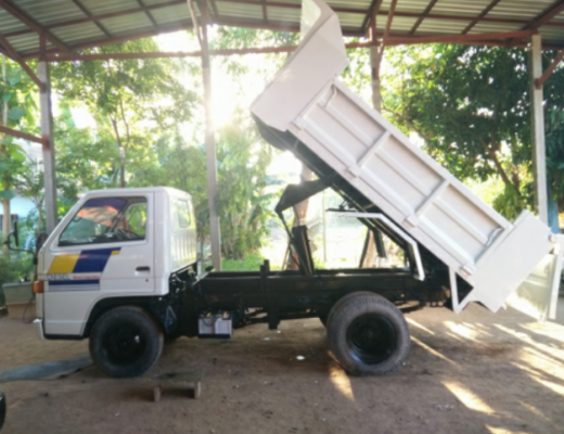 ขายด่วนรถดั๊ม NKR 57Eพร้อมใช้งาน