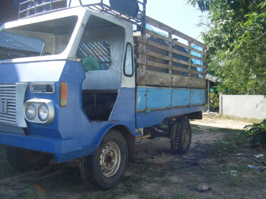 ขายรถอีแต่นเป๊งจิวเครื่อง เกีย 74 เเรงพร้อมใช้งานยางดีคัตcสวย รายละเอียดอื่นๆ โทรสอบถามได้ครับ