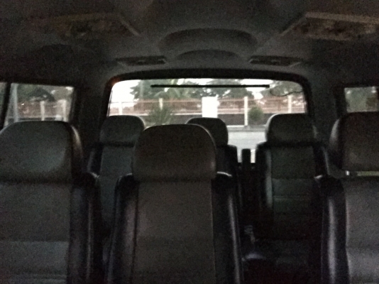 TOYOTA HIACE หัวจรวด 2.5 เครื่องเดิมดีเซล เกียร์ธรรมดา