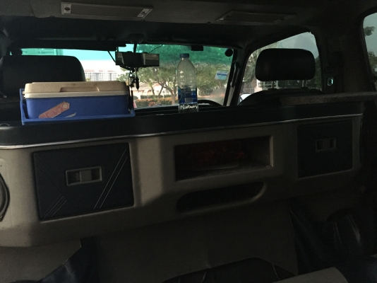 TOYOTA HIACE หัวจรวด 2.5 เครื่องเดิมดีเซล เกียร์ธรรมดา TOYOTA HIACE หัวจรวด 2.5 เครื่องเดิมดีเซล เกียร์ธรรมดา