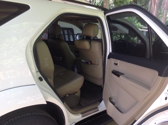 ขาย TOYOTA. FORTUNNER TRD ปี2010