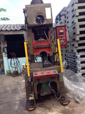 ขายเครื่องปั้มแอร์คัท ยี่ห้อ AIDA ราคาถูก