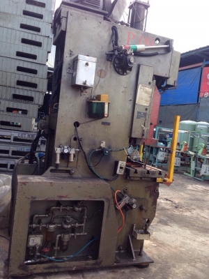 ขายเครื่องปั้มแอร์คัท ยี่ห้อ AIDA ราคาถูก