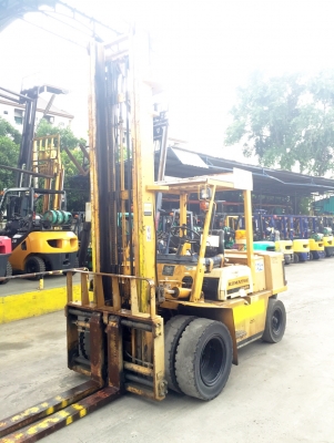 -:-*&bull;*ข า ย ร ถ ย ก นำ เ ข้ า*&bull;*-:-KOMATSU FD40-4 เครื่องดีเซล เสาสูง6เมตร งาสไลด์ สนใจติดต่อ083-062-0223(ปอนด์)