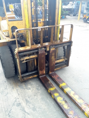 -:-*&bull;*ข า ย ร ถ ย ก นำ เ ข้ า*&bull;*-:-KOMATSU FD40-4 เครื่องดีเซล เสาสูง6เมตร งาสไลด์ สนใจติดต่อ083-062-0223(ปอนด์)