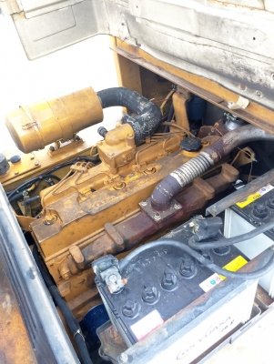 -:-*&bull;*ข า ย ร ถ ย ก นำ เ ข้ า*&bull;*-:-KOMATSU FD40-4 เครื่องดีเซล เสาสูง6เมตร งาสไลด์ สนใจติดต่อ083-062-0223(ปอนด์)