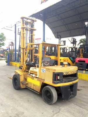 -:-*&bull;*ข า ย ร ถ ย ก นำ เ ข้ า*&bull;*-:-KOMATSU FD40-4 เครื่องดีเซล เสาสูง6เมตร งาสไลด์ สนใจติดต่อ083-062-0223(ปอนด์)