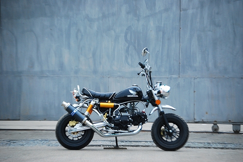 มอบของขวัญลดราคา  มังกี้ ลดราคา มี ให้ เลือกหลากหลายแบบ ไม่ซ้ำ ขับสนุก ขับมัน ทนทาน เรากล้า รับประกัน 100\%***มอบของขวัญลดราคาต้อนรับสงกรานต์ !!!! มังกี้ ลดราคา มี ให้ เลือกหลากหลายแบบ ไม่ซ้ำ ขับสนุก ขับมัน ทนทาน เรากล้า รับประกัน 100\%**