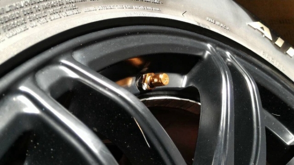 ขายยาง BF ALL 265 x 70 R 17 พร้อมล้อ Lenso ขายยาง BF ALL 265 x 70 R 17 พร้อมล้อ Lenso