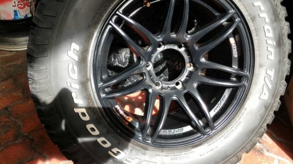 ขายยาง BF ALL 265 x 70 R 17 พร้อมล้อ Lenso ขายยาง BF ALL 265 x 70 R 17 พร้อมล้อ Lenso