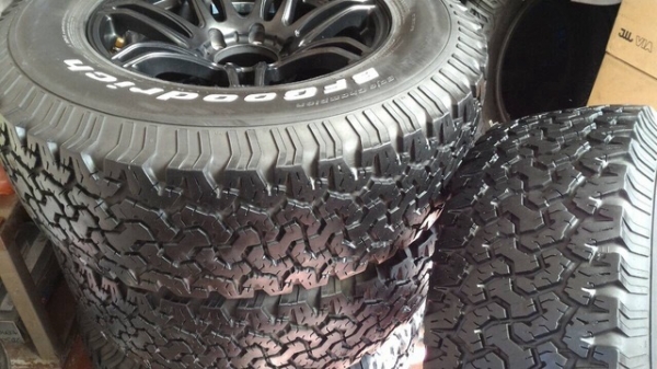 ขายยาง BF ALL 265 x 70 R 17 พร้อมล้อ Lenso ขายยาง BF ALL 265 x 70 R 17 พร้อมล้อ Lenso